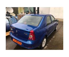 Renault Logan 2011 - 4