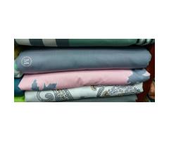 Vente des draps et autres accessoires de décoration - 5